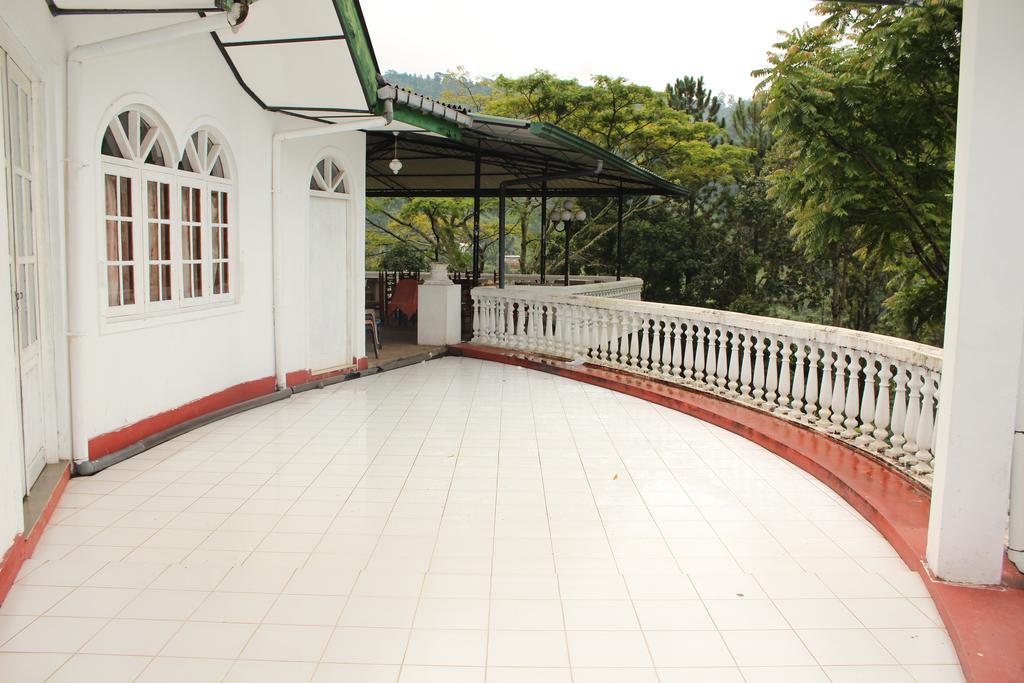 Royal Mount Hotel Kandy Oda fotoğraf
