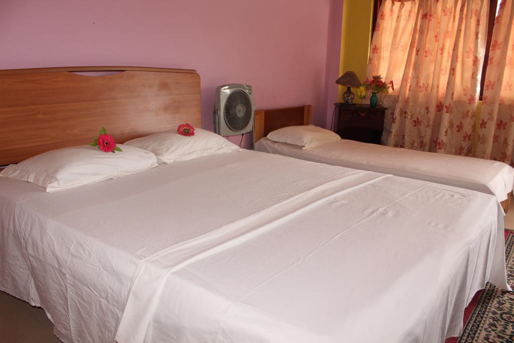 Royal Mount Hotel Kandy Oda fotoğraf